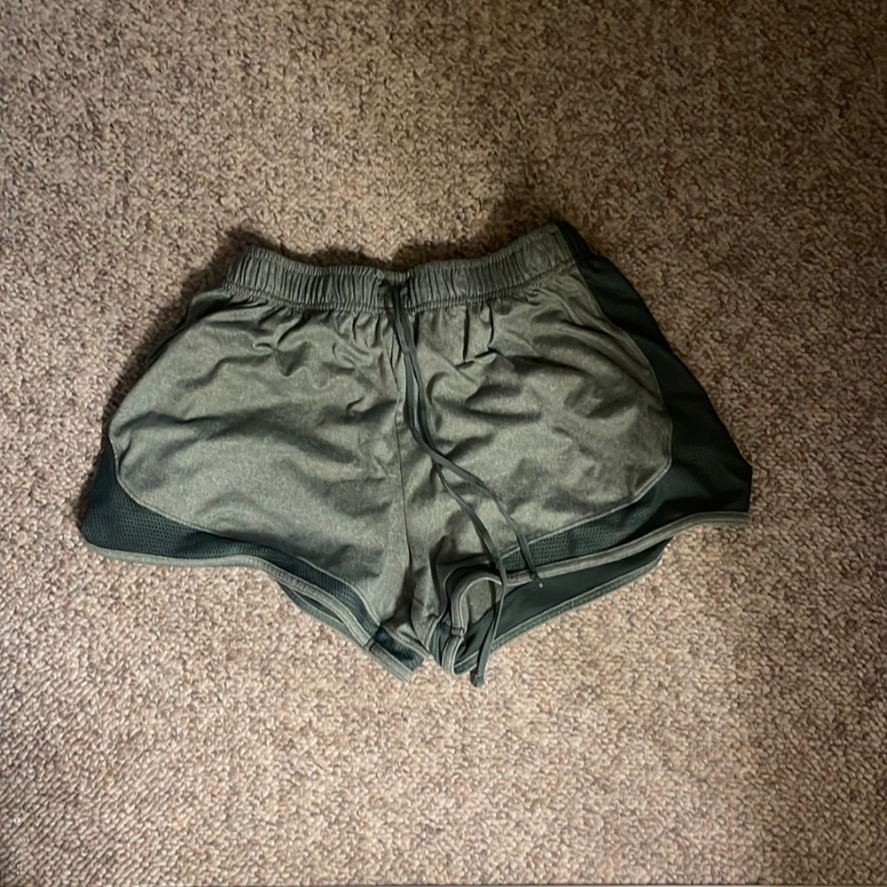 Green/gray shorts